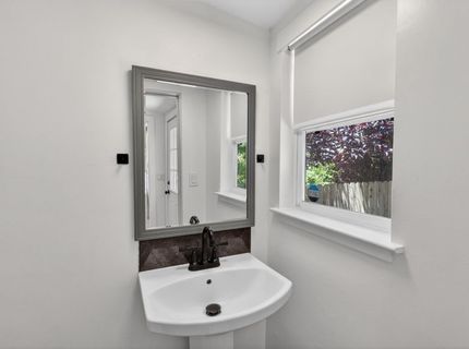 9161 Grove St, Elk Grove, CA 95624 Photo
