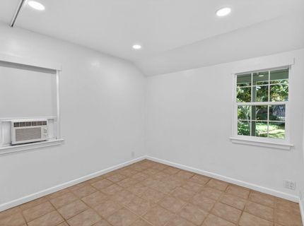 9161 Grove St, Elk Grove, CA 95624 Photo