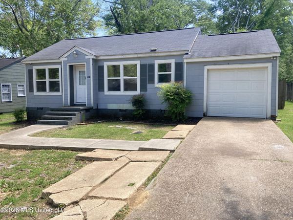 567 Robinhood Road, Jackson, MS 39206