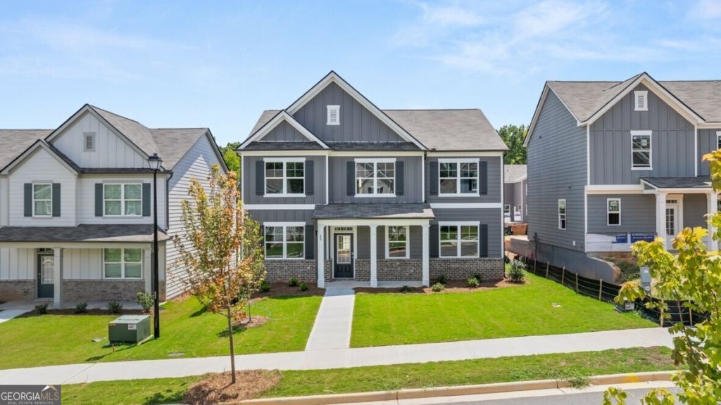 89 King Village, Braselton, GA 30517 Main Photo