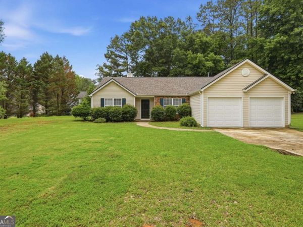186 Crestbend Lane, Powder Springs, GA 30127