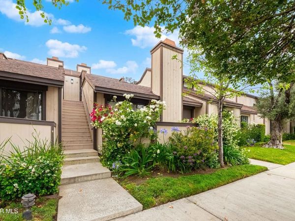 7225 Shoup Avenue, Unit 17, West Hills, CA 91307