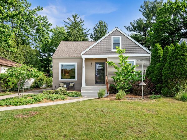 2053 Seventh Street NW, Grand Rapids, MI 49504
