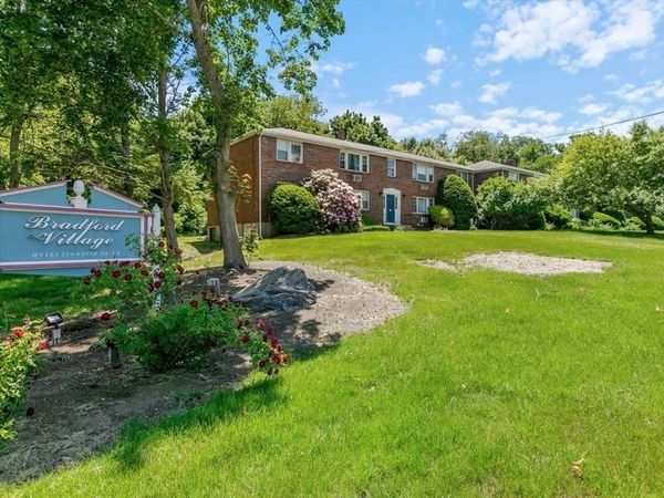 4 Myles Standish Dr, Unit 5, Haverhill, MA 01835