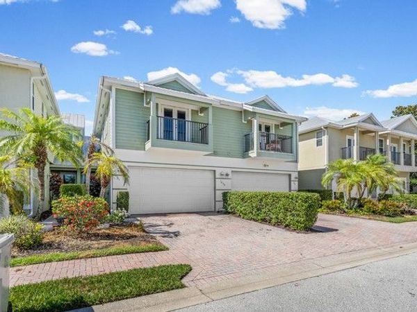 1875 Bridgepointe Circle, Unit 31, Vero Beach, FL 32967