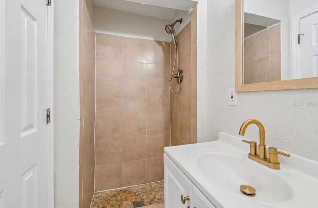 725 21st Avenue S, Saint Petersburg, FL 33705 Photo
