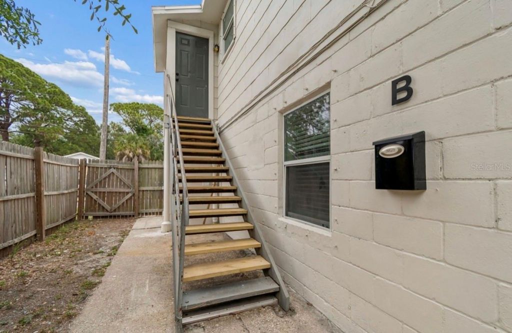725 21st Avenue S, Saint Petersburg, FL 33705 Photo