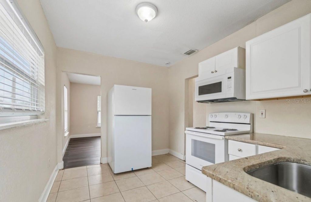 725 21st Avenue S, Saint Petersburg, FL 33705 Photo