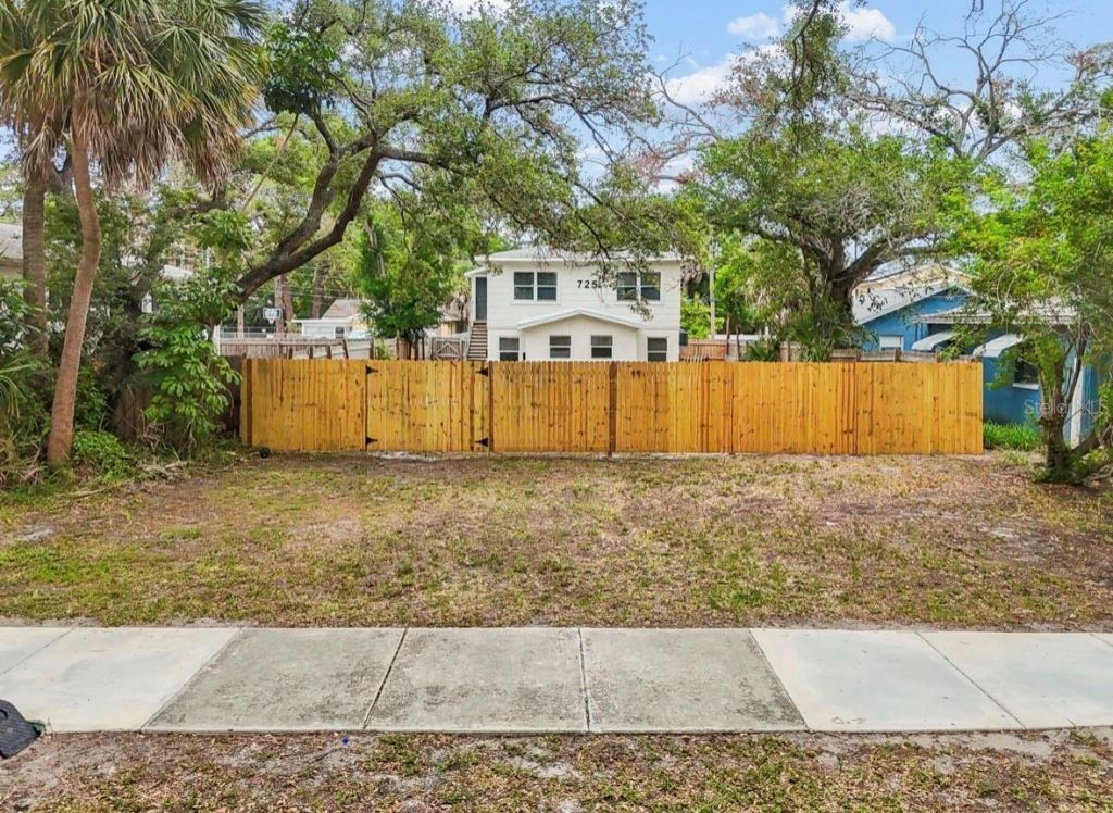 725 21st Avenue S, Saint Petersburg, FL 33705 Photo