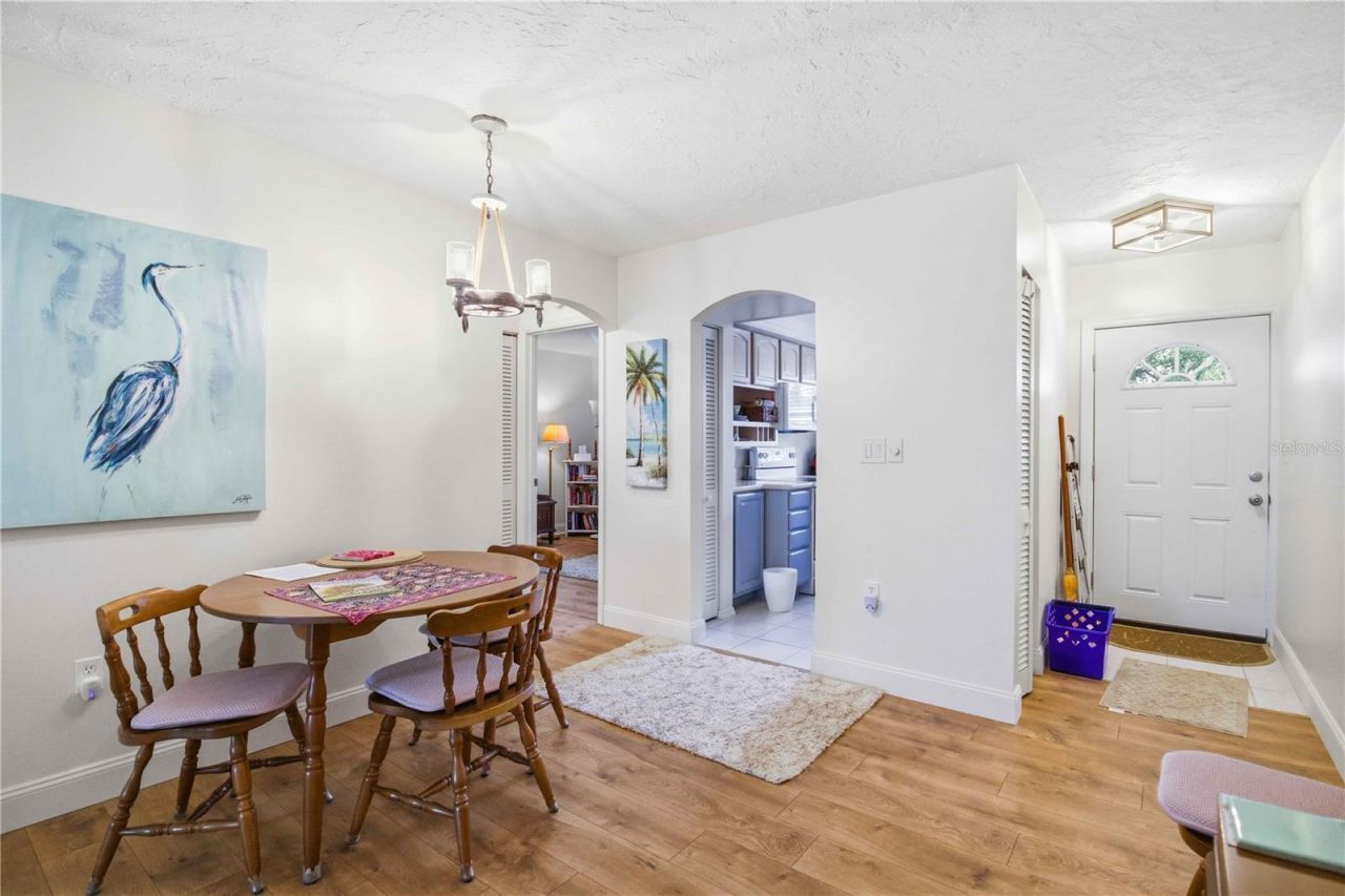 2814 Swifton Drive, Unit 108, Sarasota, FL 34231 Photo
