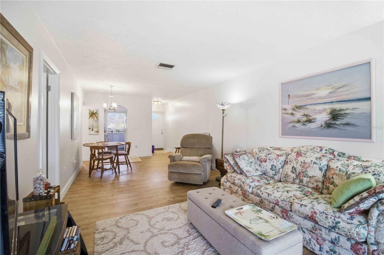 2814 Swifton Drive, Unit 108, Sarasota, FL 34231 Photo