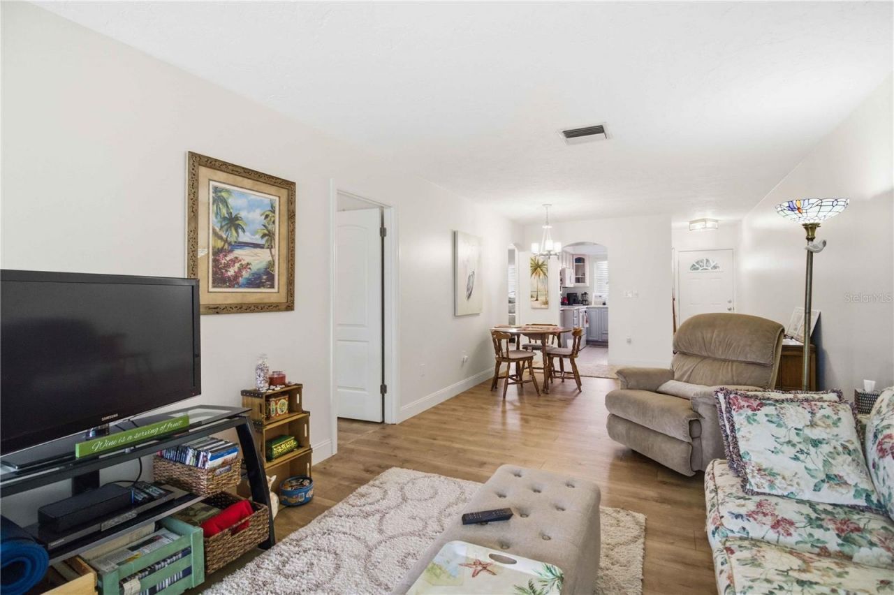 2814 Swifton Drive, Unit 108, Sarasota, FL 34231 Photo