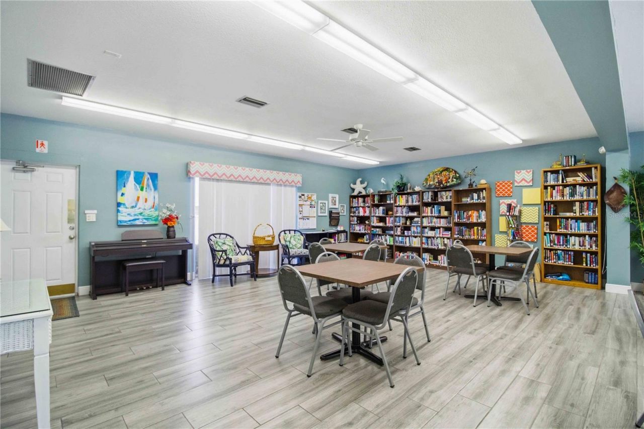 2814 Swifton Drive, Unit 108, Sarasota, FL 34231 Photo