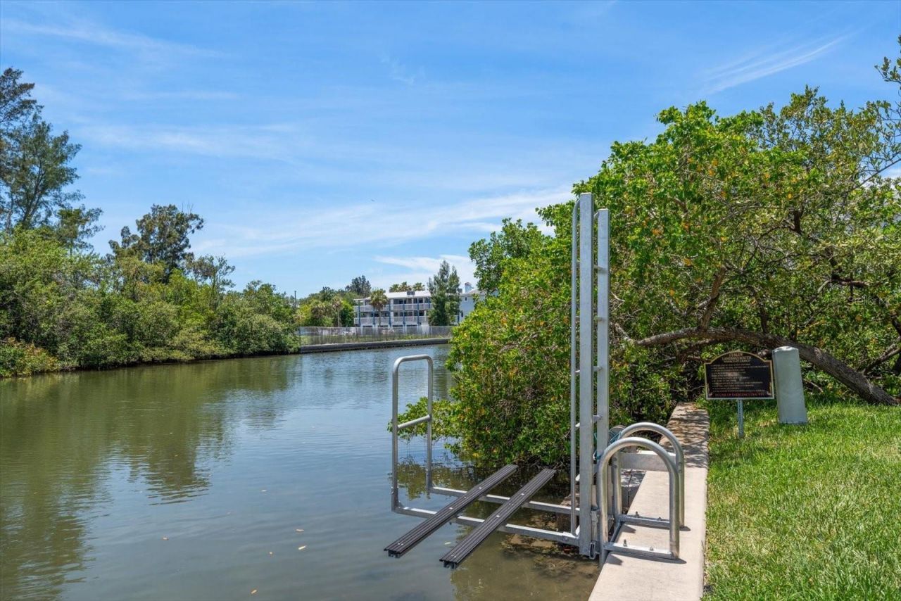 659 Garland Circle, Indian Rocks Beach, FL 33785 Photo