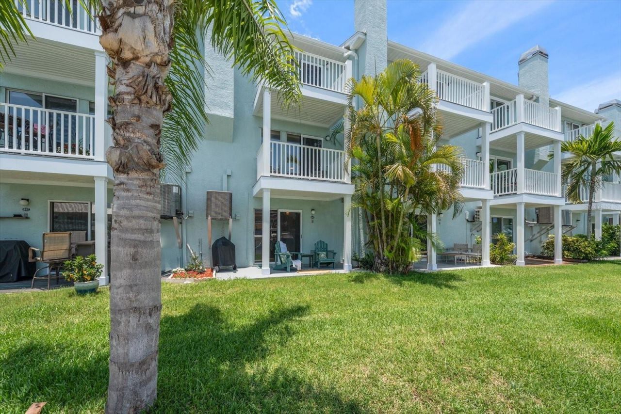 659 Garland Circle, Indian Rocks Beach, FL 33785 Photo