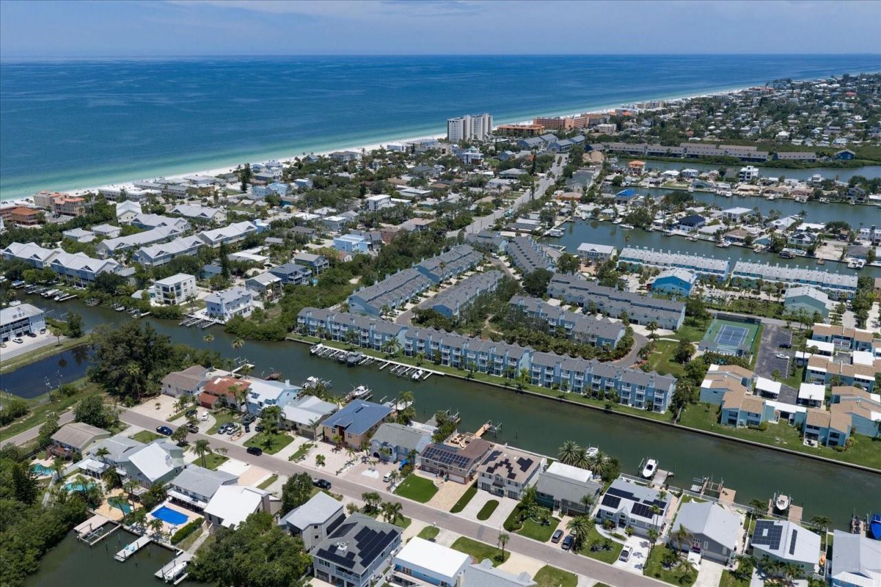 659 Garland Circle, Indian Rocks Beach, FL 33785 Photo