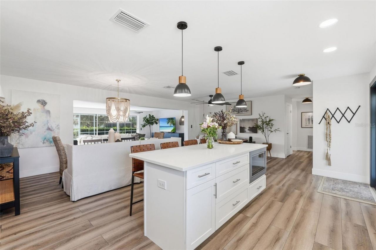 2835 SE 18th Avenue, Cape Coral, FL 33904 Photo