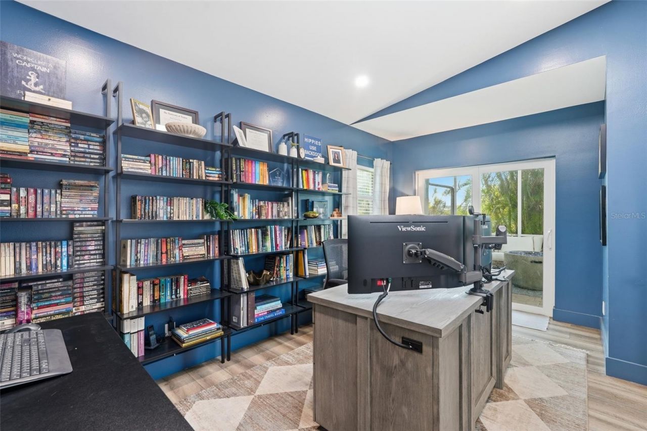 2835 SE 18th Avenue, Cape Coral, FL 33904 Photo