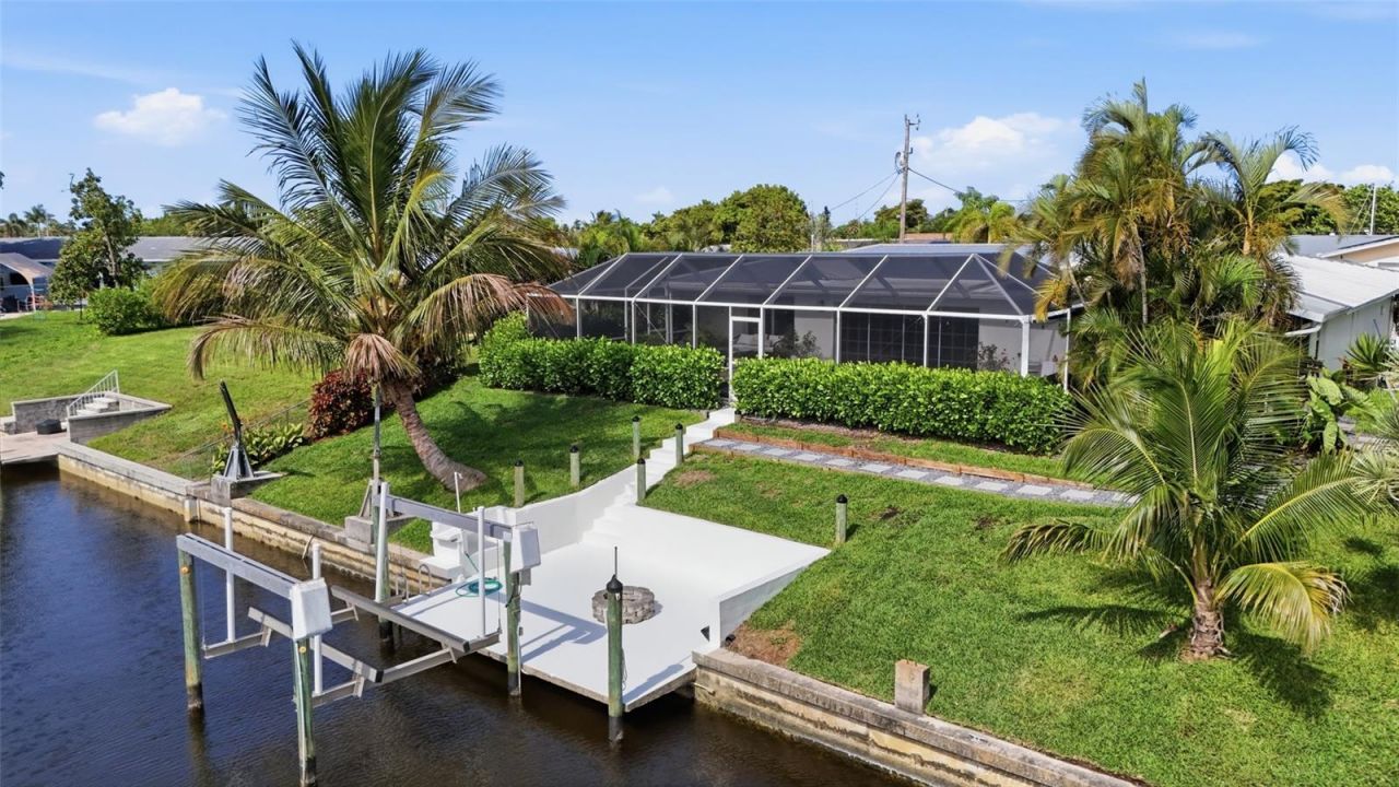2835 SE 18th Avenue, Cape Coral, FL 33904 Photo