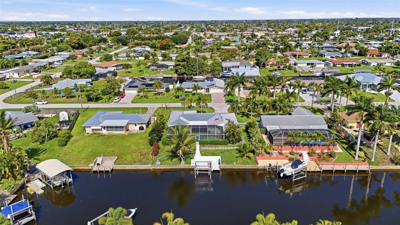 2835 SE 18th Avenue, Cape Coral, FL 33904 Photo