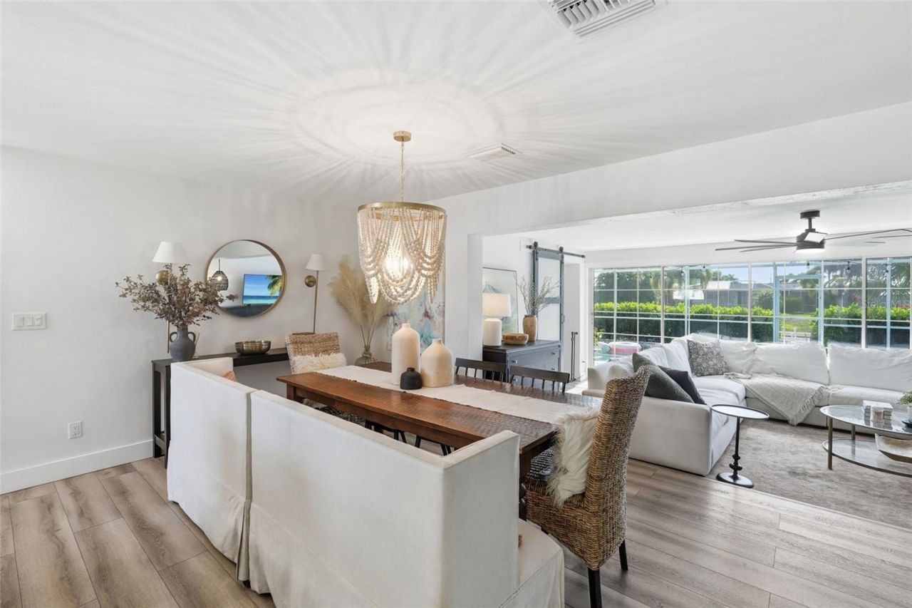 2835 SE 18th Avenue, Cape Coral, FL 33904 Photo