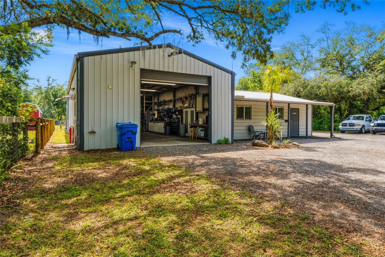 135 Linda Sue Drive, Lake Helen, FL 32744 Photo