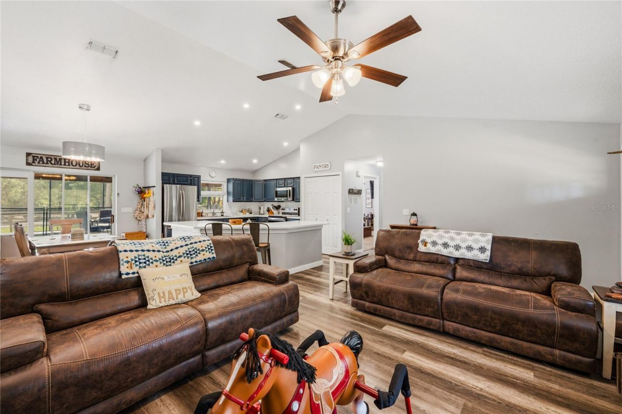 135 Linda Sue Drive, Lake Helen, FL 32744 Photo