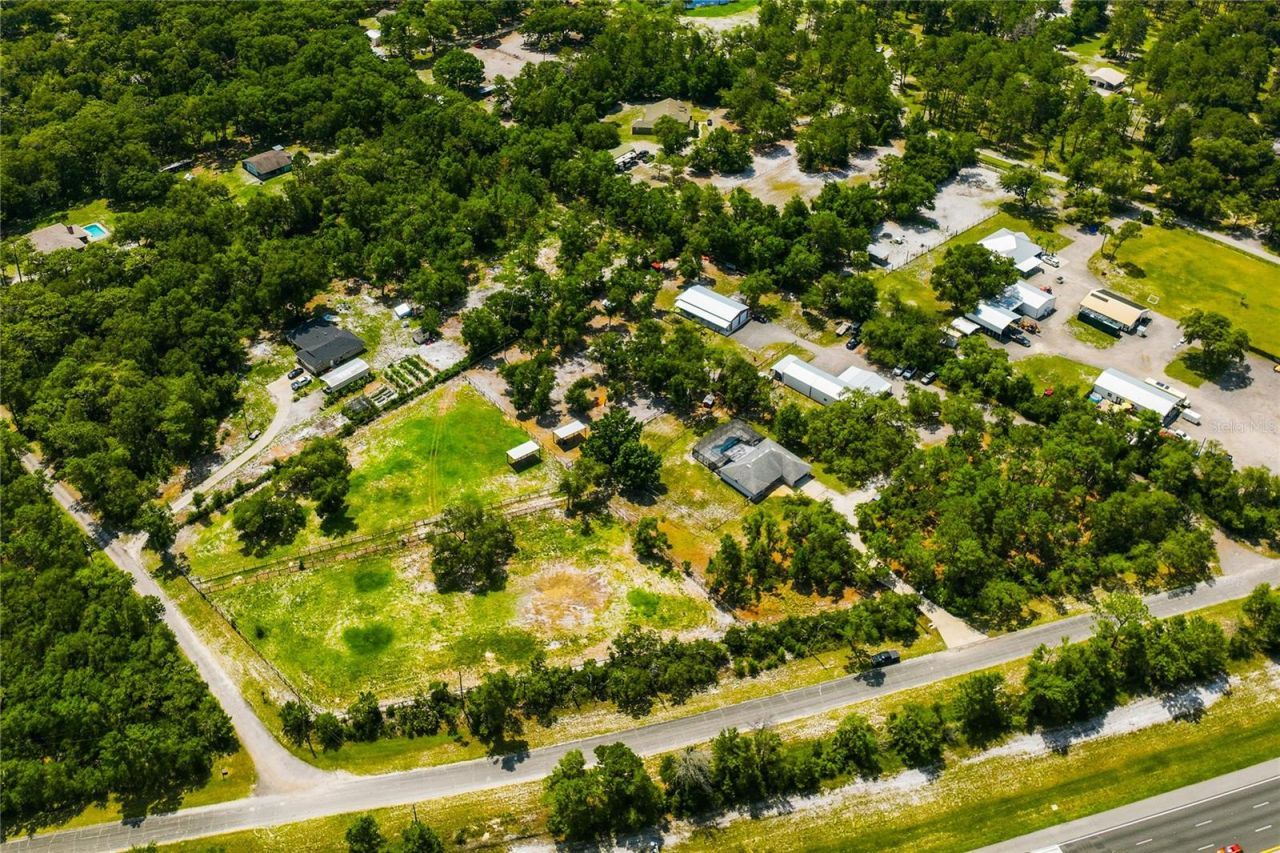 135 Linda Sue Drive, Lake Helen, FL 32744 Photo