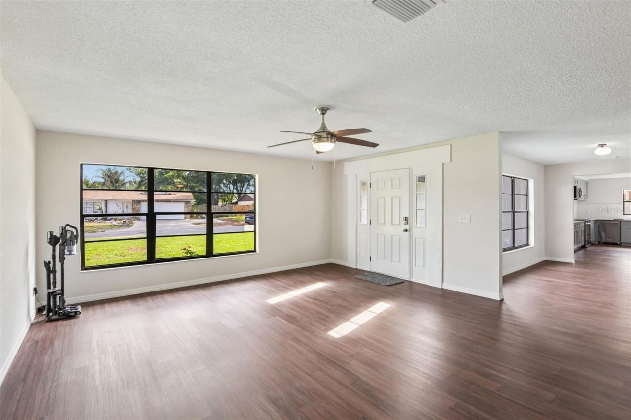 4545 Debbie Lane, Lutz, FL 33559 Photo