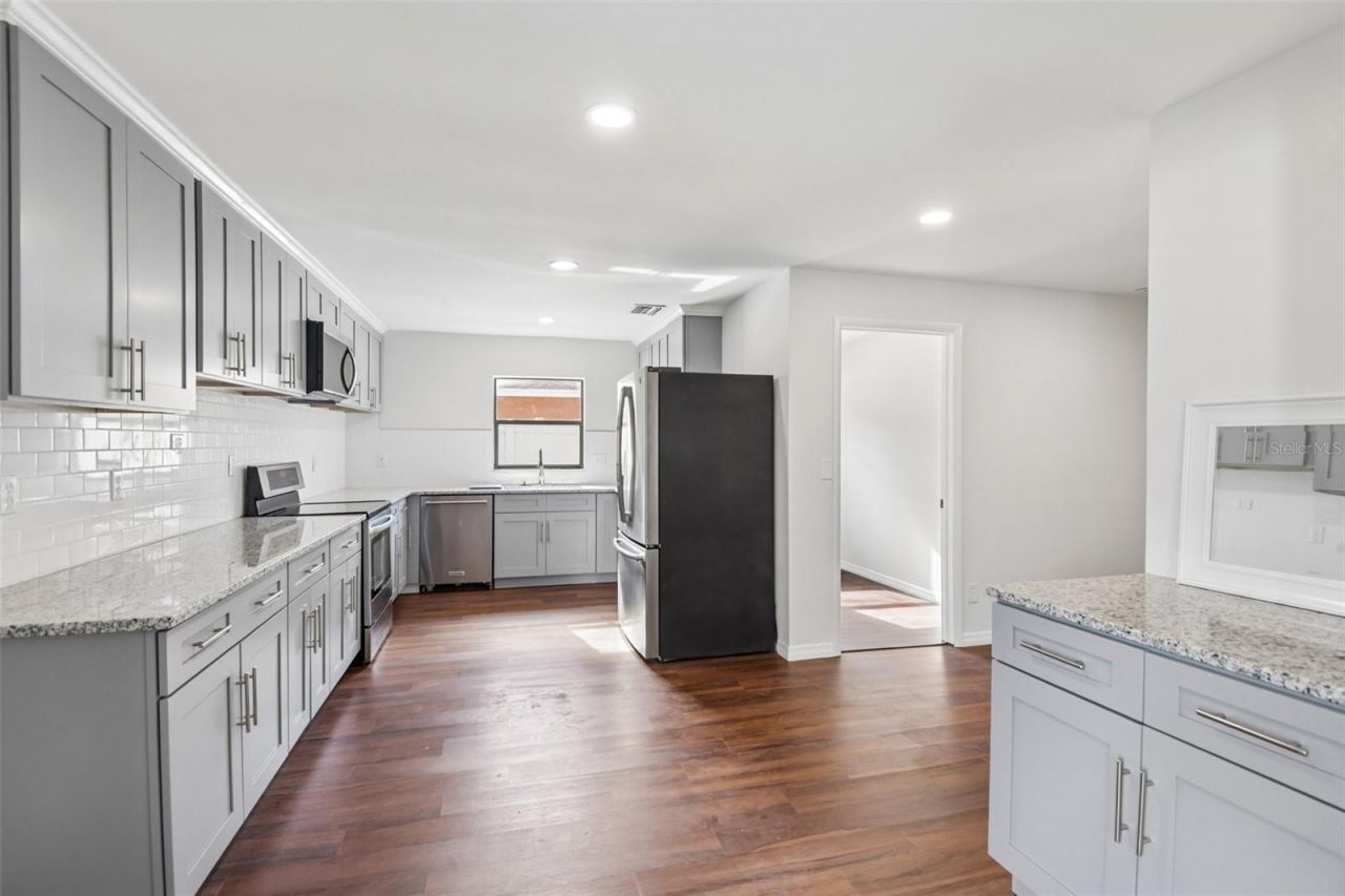 4545 Debbie Lane, Lutz, FL 33559 Photo
