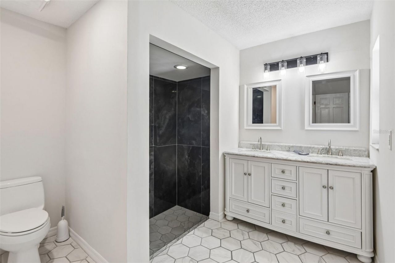 4545 Debbie Lane, Lutz, FL 33559 Photo
