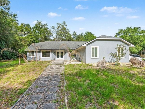 6350 BILTMORE AVENUE , VALRICO, FL 33596