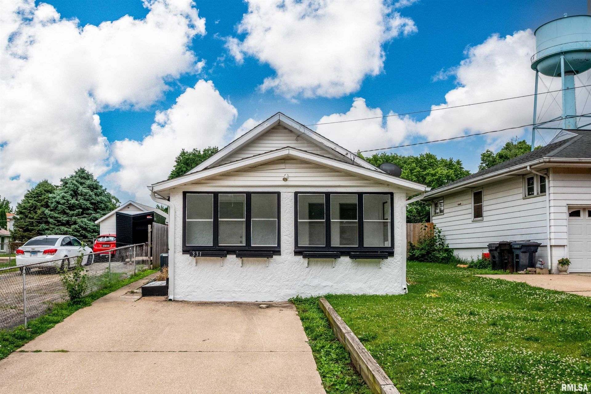 331 Randolph Avenue, East Peoria, IL 61611 Main Photo