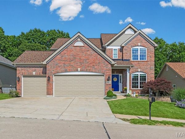 8034 Pinetop Drive, St Louis, MO 63129
