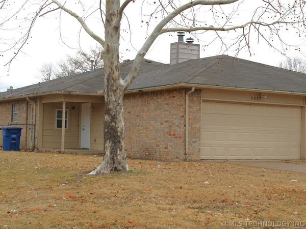 6657 S Utica Place , Tulsa, OK 74136