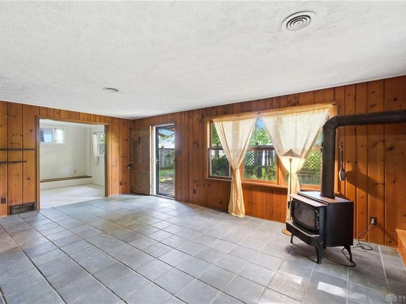 120 1/2 Glen Street, Yellow Springs, OH 45387 Photo 8