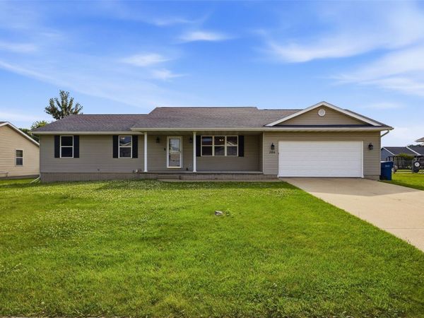 306 Agape Avenue , Urbana, IA 52345