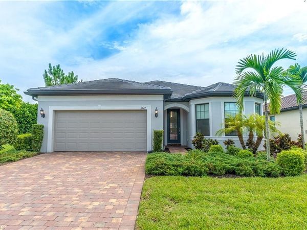 6727 Pennyroyal DR, NAPLES, FL 34114