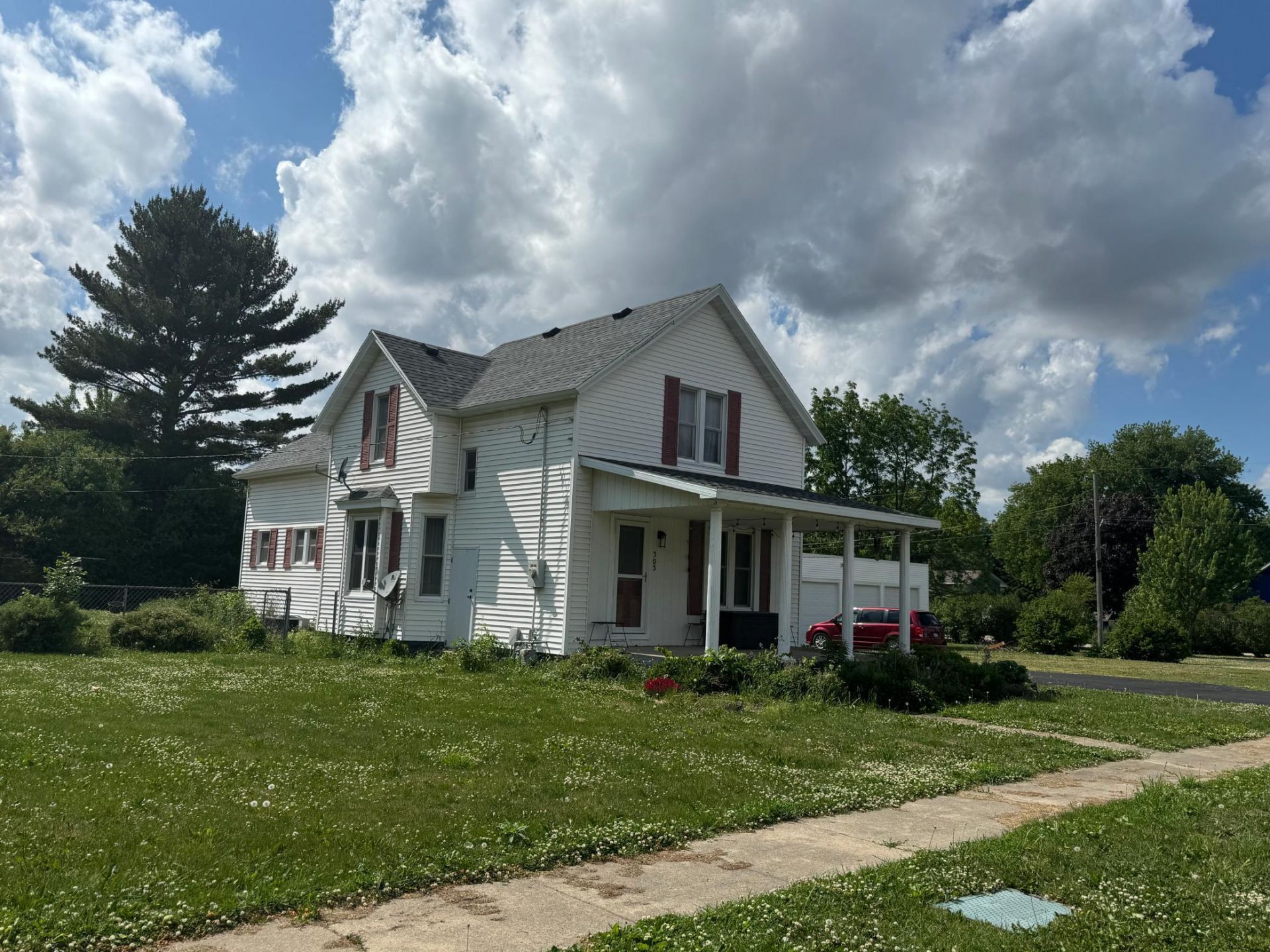 305 Mill Street N, Brownsdale, MN 55918