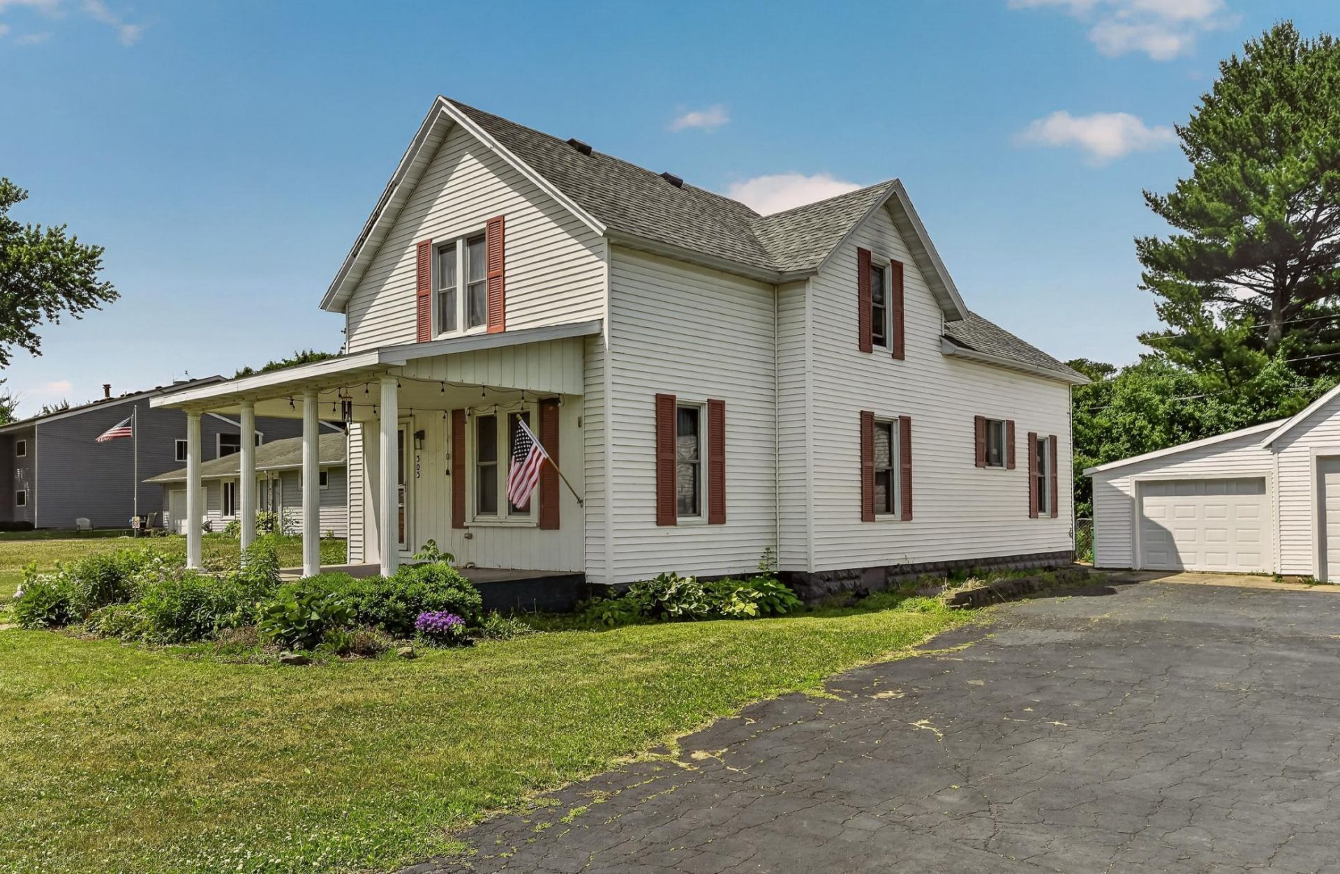305 Mill Street N, Brownsdale, MN 55918