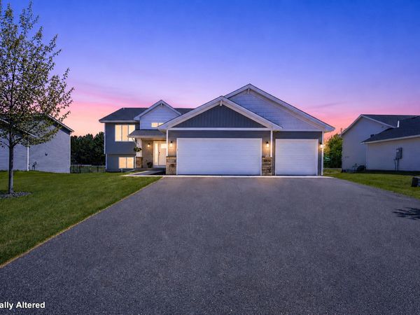 25695 Euclid Avenue , Wyoming, MN 55092