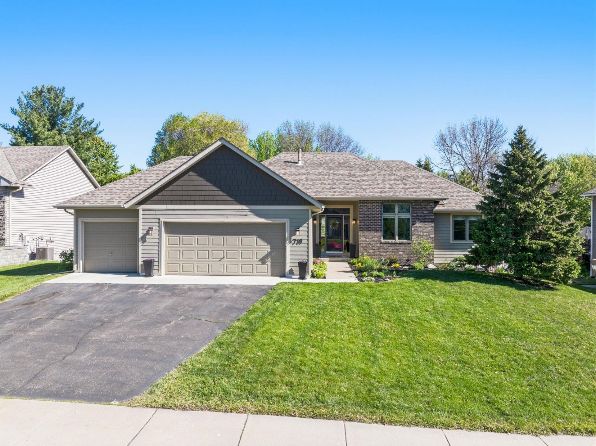 719 Eastridge Drive , Northfield, MN 55057