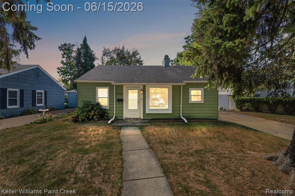 608 E Windemere Avenue, Royal Oak, MI 48073 Main Photo