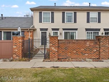 41128 Northwind Drive , CANTON, MI 48188