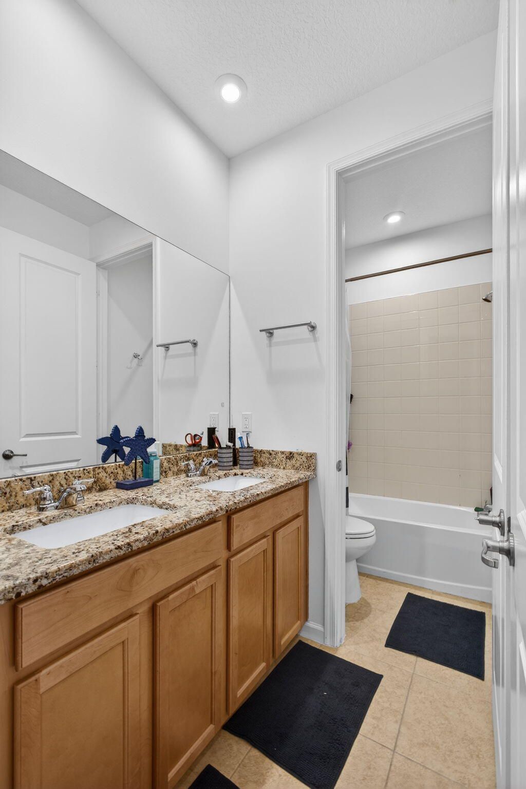 6607 Pointe Of Woods Drive, West Palm Beach, FL 33415 Photo