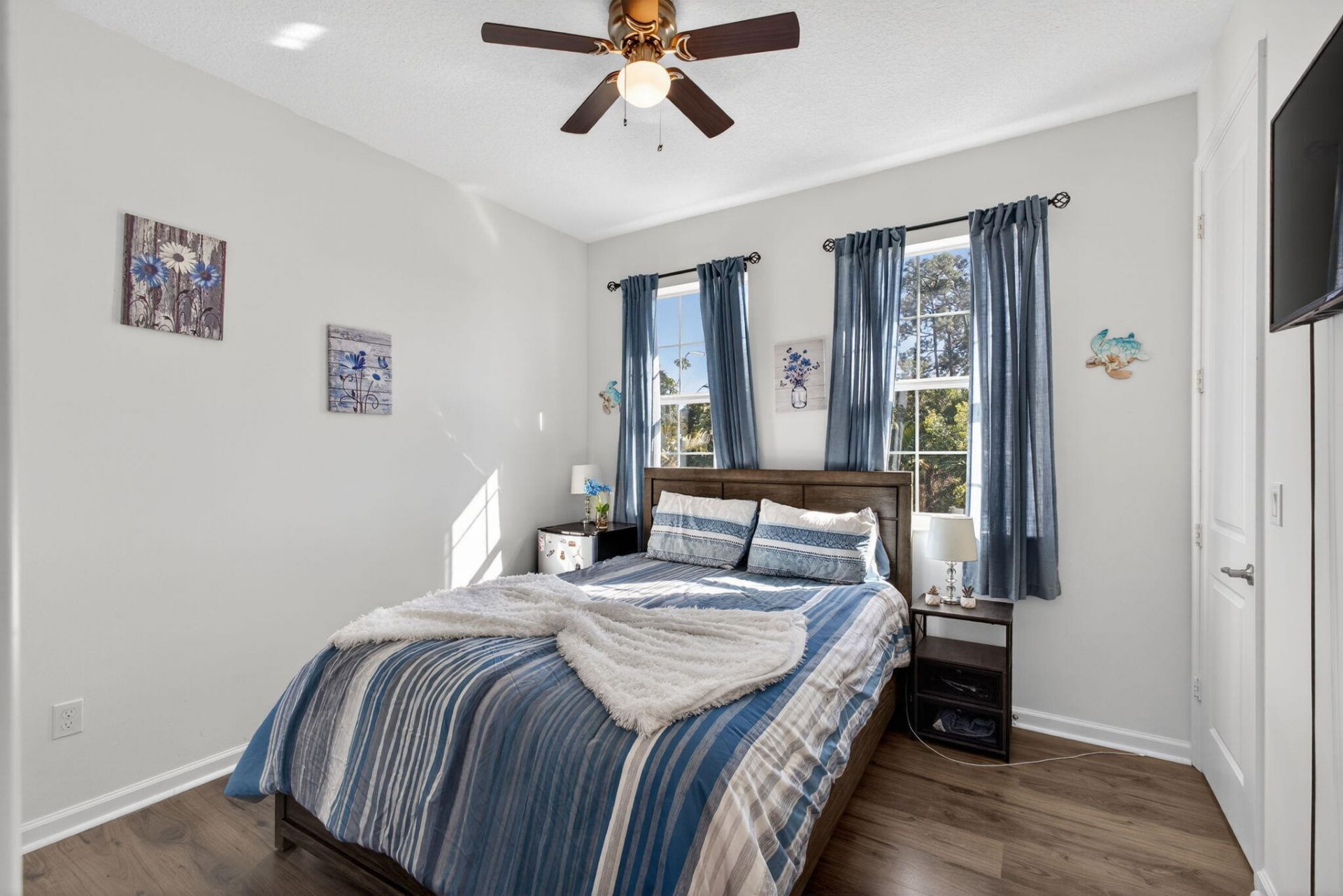 6607 Pointe Of Woods Drive, West Palm Beach, FL 33415 Photo
