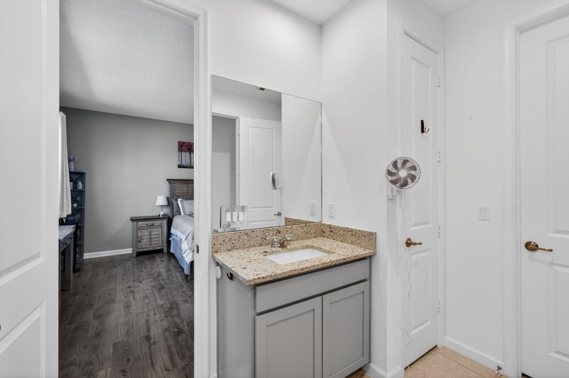 6607 Pointe Of Woods Drive, West Palm Beach, FL 33415 Photo