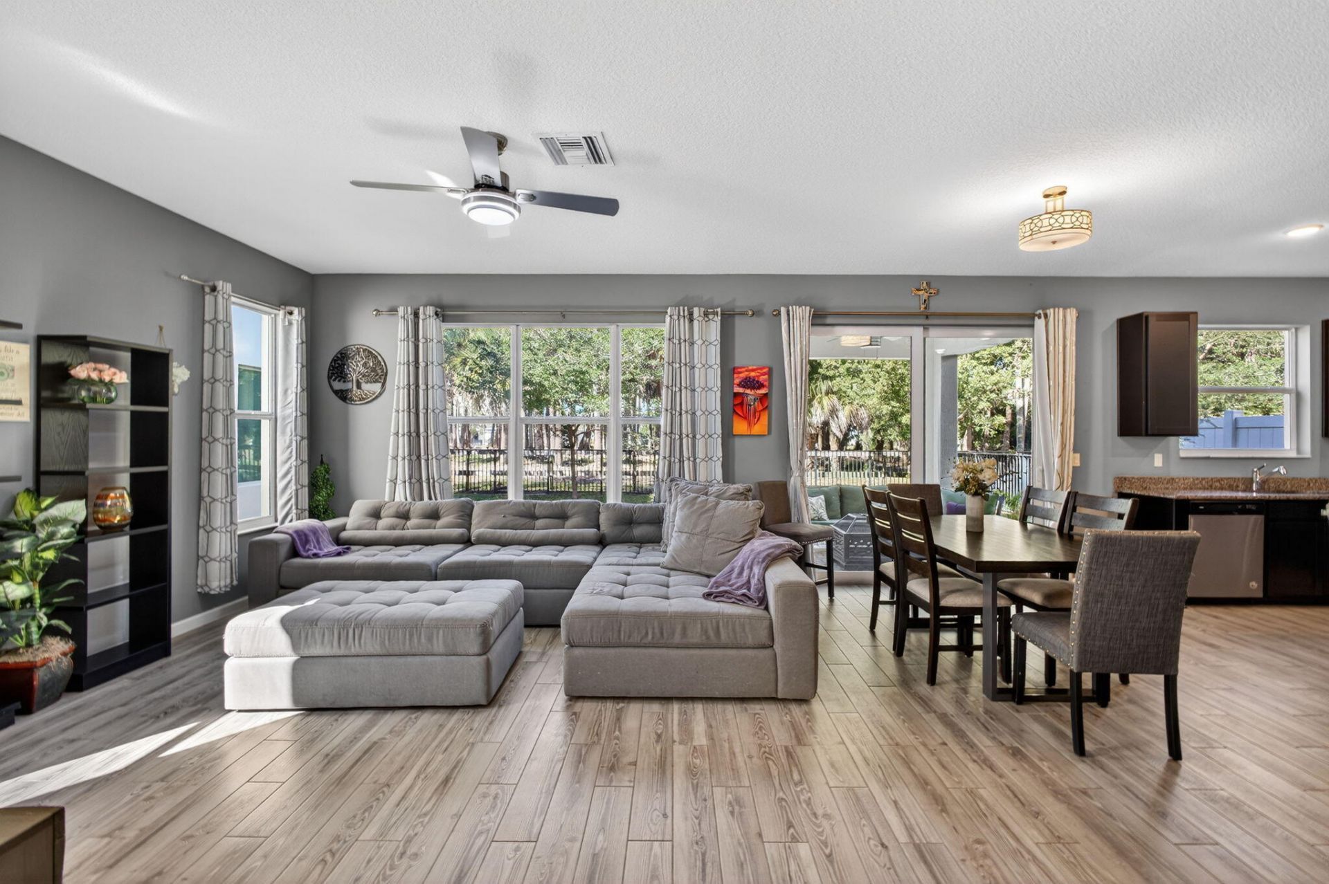 6607 Pointe Of Woods Drive, West Palm Beach, FL 33415 Photo
