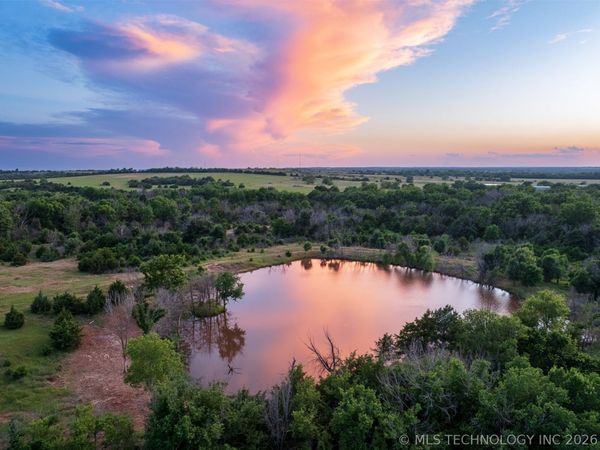 2 E Lone Chimney Road , Glencoe, OK 74032