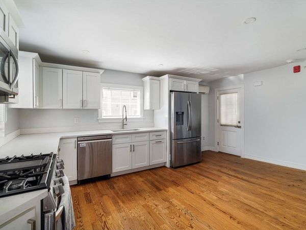 109 Main St, Unit 1, Woburn, MA 01801